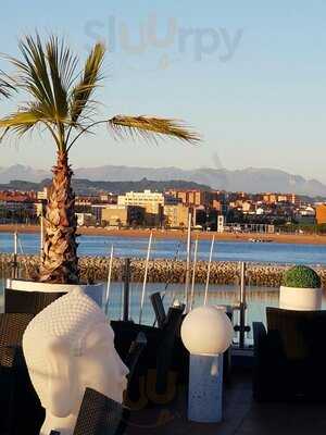 Bar Restaurante Yates Marina