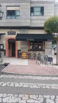 Vinoteca Restaurante Penamea