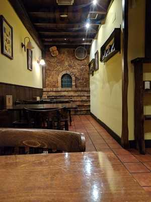 Vinoteca Restaurante Penamea