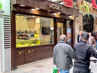 Pasteleria Confiteria Roses