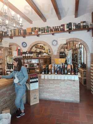 Vinoteca Cuatrocientos