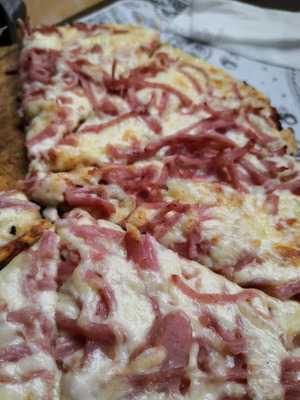 Metros De Pizza
