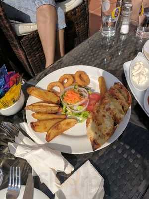 Skye Bar And Pizzeria