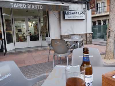 Bar Tapeo Bianto