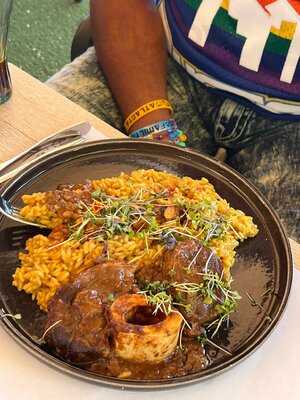 La Mafia Se Sienta A La Mesa