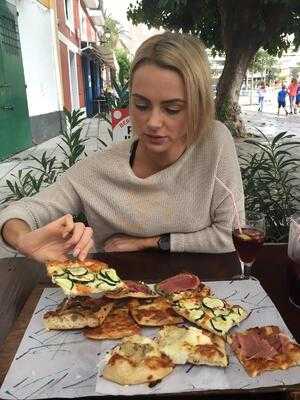 Pizza Loca - Photo 8