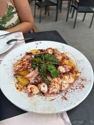 El Anciano Rey De Los Vinos