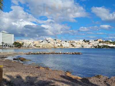 Kalos Italian Wine Restauant