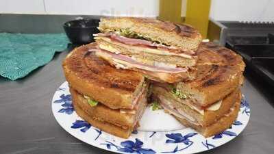 Nueva Taberna Contrueces