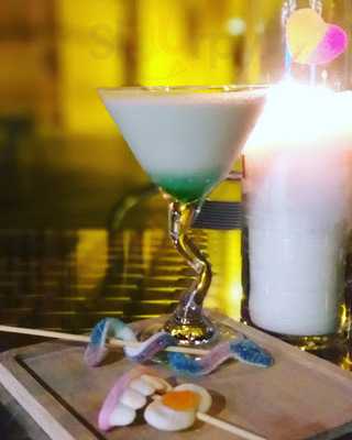 El Murcia Cocktails Y Mùsica