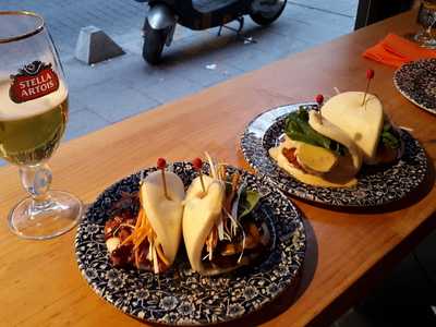 Buns & Bones Antón Martín