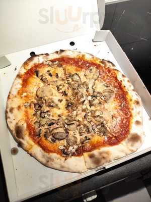 Pizzería La Cúpula