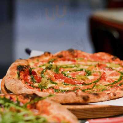 López & López Pizzería