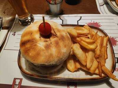 Restaurante Bar Al Traste Fun & Food