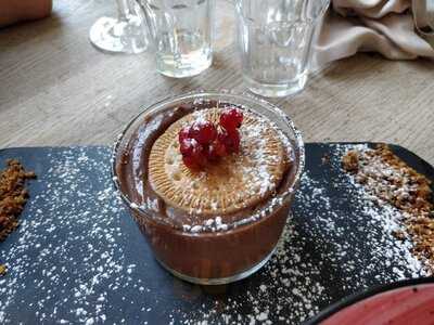 El Perro Y La Galleta