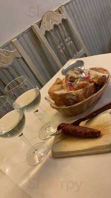 El Jamon Y El Churrasco