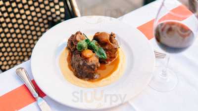 Taberna Del Alabardero