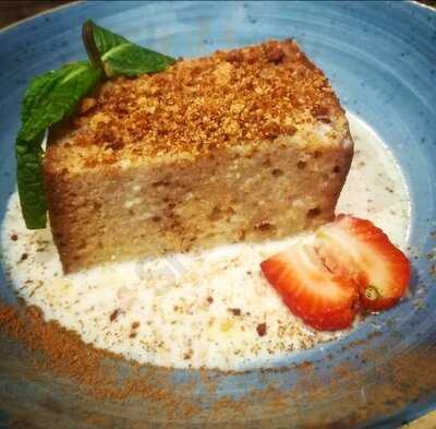 Americo Taberna Latina