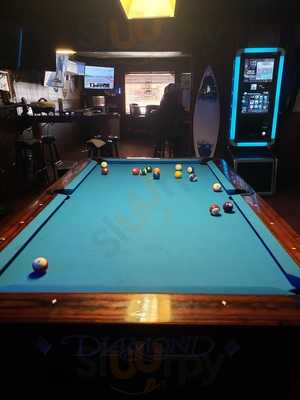 Five Points Sports Bar