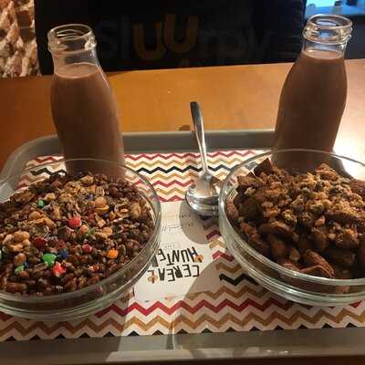 Cereal Hunters Café