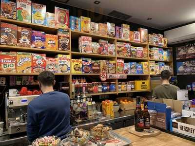 Cereal Hunters Café