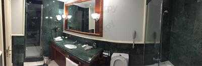 Hotel Catalonia Las Cortes Restaurant