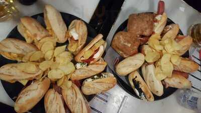 Cerveceria 100 Montaditos