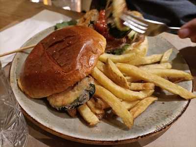 Queen Burger Gourmet