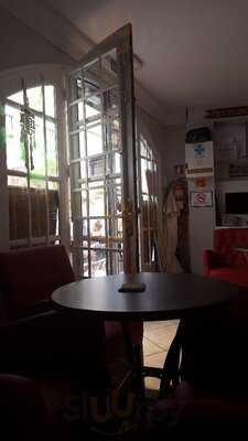 The Dail Fountain Bar