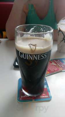 D&g Sports And Family Bar