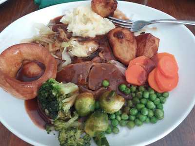 D&g Sports And Family Bar