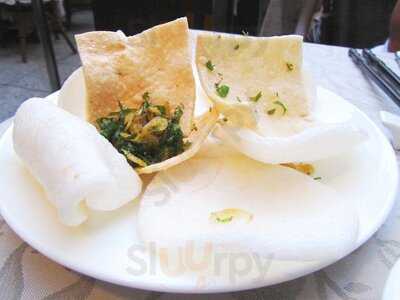 Saigon Music & Lunch