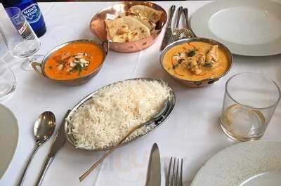 Kundan Indian Restaurant By Joshi