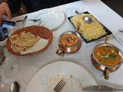 Kundan Indian Restaurant By Joshi