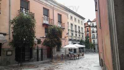 Cerveceria 100 Montaditos