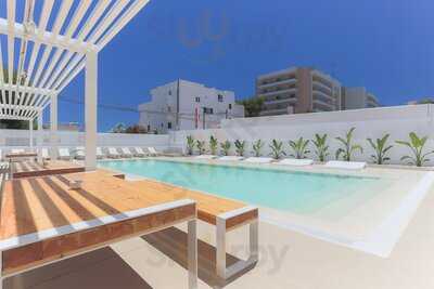 White Apartments Ibiza