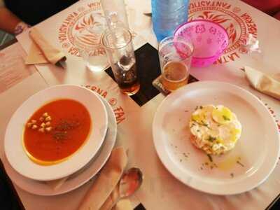 La Taberna Fantástica