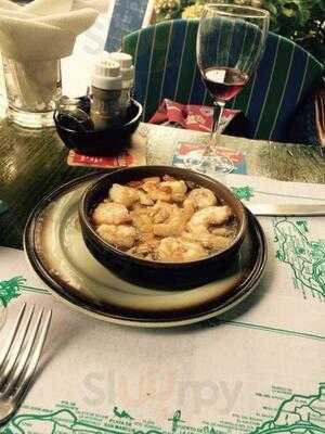 Restaurante / Vinothek Meme