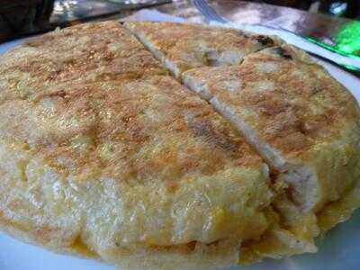 Restaurante / Vinothek Meme