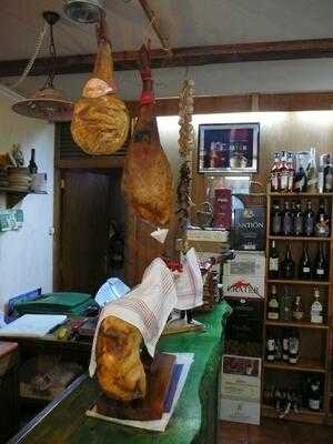 Restaurante / Vinothek Meme