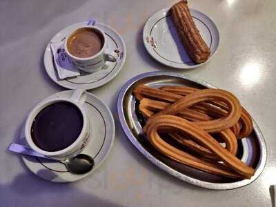 Las Farolas De La Calle Mayor