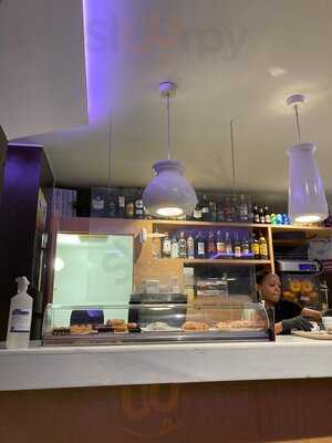 Las Farolas De La Calle Mayor