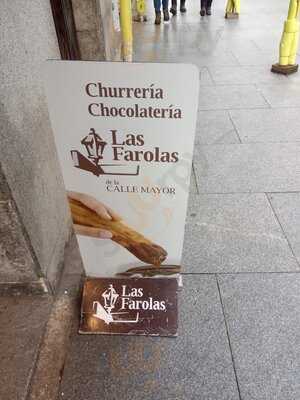 Las Farolas De La Calle Mayor