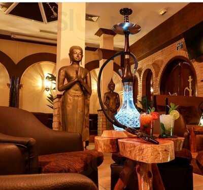 Wooden Shisha Lounge