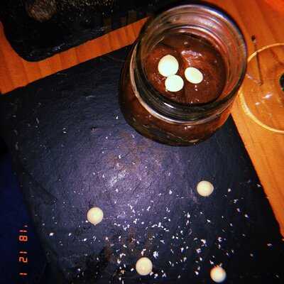 Buns & Bones - Guzmán El Bueno