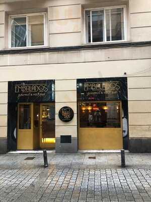 Embalados Gourmet & Holy Bar