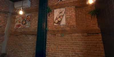 Embalados Gourmet & Holy Bar