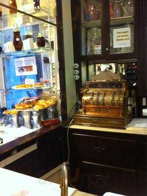 Antigua Pastelería Del Pozo