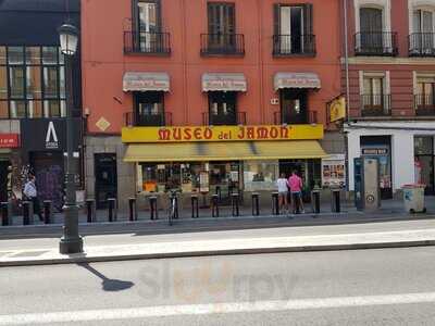 Museo Del Jamon