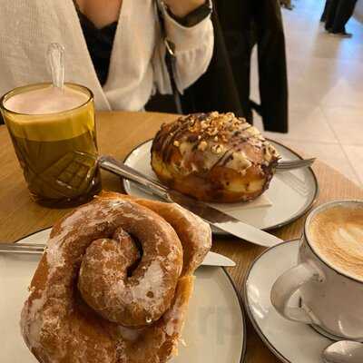 Delish Vegan Doughnuts